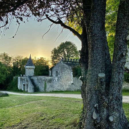 Domaine De Migny Villa Saint-Cyran-du-Jambot Dış mekan fotoğraf